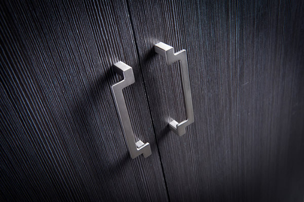 雅麗斯五金2017新品--衣柜柜門拉手火熱推出