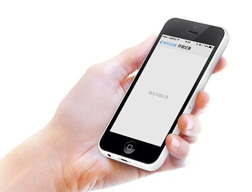 爸爸很忙，裝了把手機門鎖后發現三個女兒...