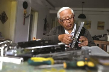 德犬手機(jī)門鎖，助您輕松實(shí)現(xiàn)一千萬(wàn)小目標(biāo)！