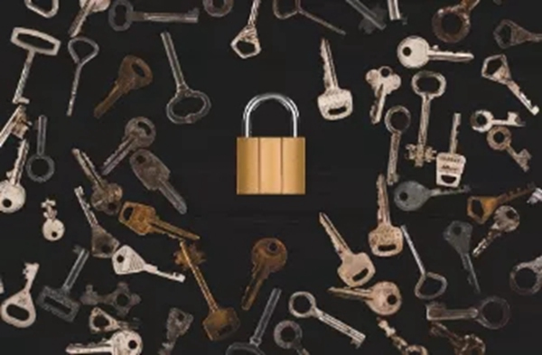 靈靈狗智能鎖|一元錢能買到幸福嗎？