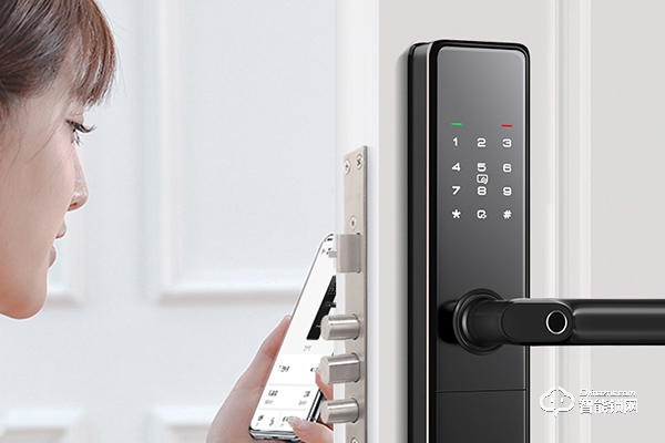 智能鎖實體店賺錢嗎