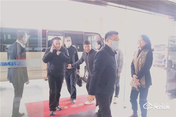 市委書記新年“三服務”首訪超人，勉勵企業堅定信心乘勢而上，搶機遇抓發展