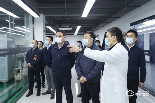 時訊|科大訊飛股份有限公司董事長劉慶峰率隊蒞臨榮事達參觀交流