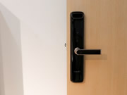 樂橙3D結構光人臉識別智能鎖，更安全、解放的開門方式