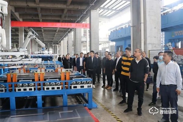 金華市委黨校中青年干部班學員到王力調研 金華市委黨校中青年干部班學員到王力調研