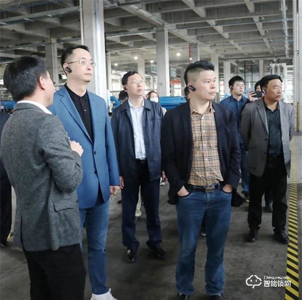 江西省都昌縣委書記邱艦帶隊考察王力 江西省都昌縣委書記邱艦帶隊考察王力