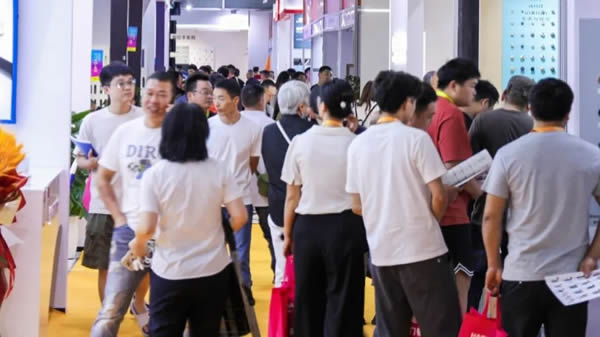 溫州國際五金、智能鎖具展:匯泰龍“大貓眼智能鎖”,引領行業新趨勢 溫州國際五金、智能鎖具展:匯泰龍“大貓眼智能鎖”,引領行業新趨勢