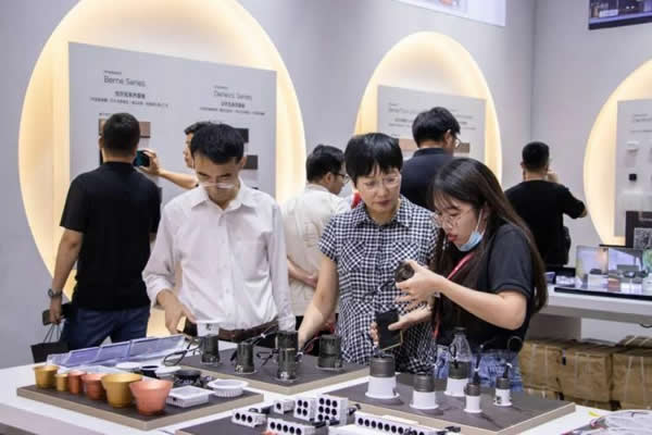 廣州建博會 |盈趣智能邀您共鑒不凡，以靠譜品質強勢出圈