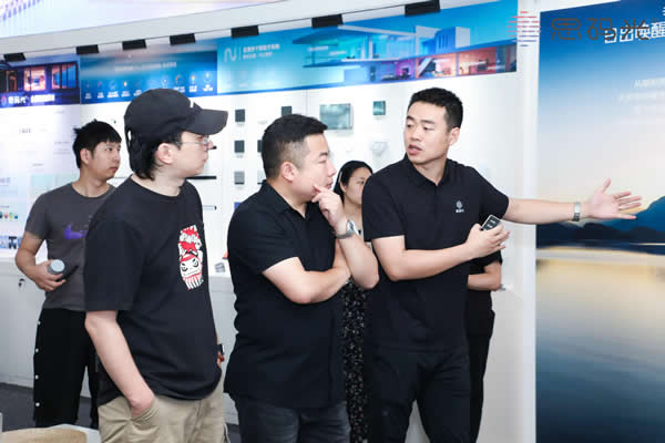 獲木林森投資，思碼光全屋智能照明首次亮相建博會！