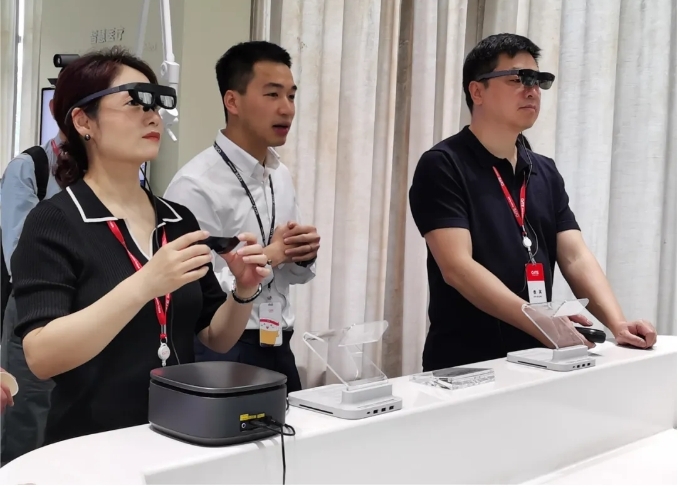 睿同控股高管團隊赴廣州黃埔區開展企業學習之旅 睿同控股高管團隊赴廣州黃埔區開展企業學習之旅