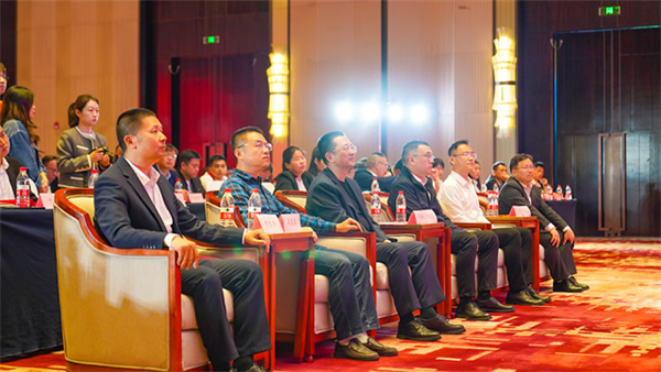 狄耐克攜手廈門聯通，打造5G智慧工廠，加快生產數字化升級