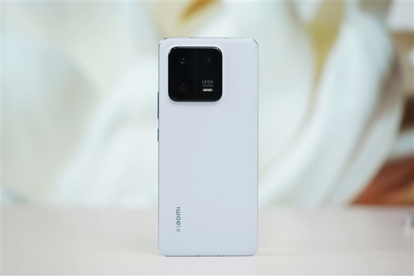 小米13成了！小米斬獲國產(chǎn)高端手機(jī)市場份額第一