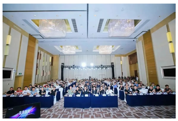 云鹿科技與Yeelight易來達成戰略合作 云鹿科技與Yeelight易來達成戰略合作