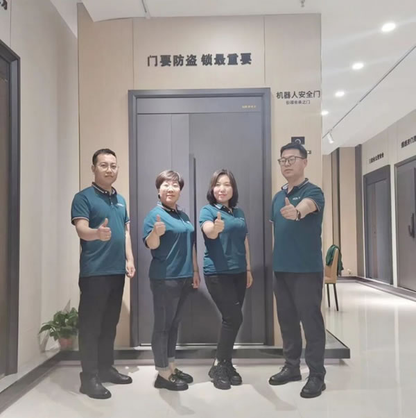 王力智能鎖呼和浩特市優(yōu)秀經(jīng)銷商溫志強談成功經(jīng)驗_2