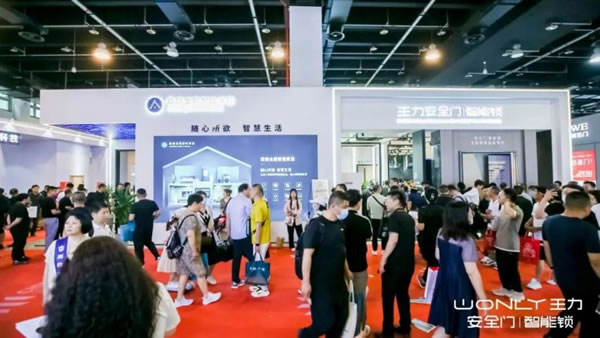 愛感全屋智能家居走心海報火出圈，流量雙豐收_10