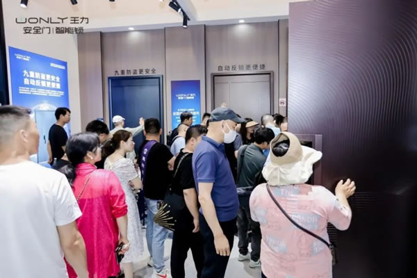 王力打造入戶門風(fēng)向標(biāo)驚艷全場,載譽收官!_2