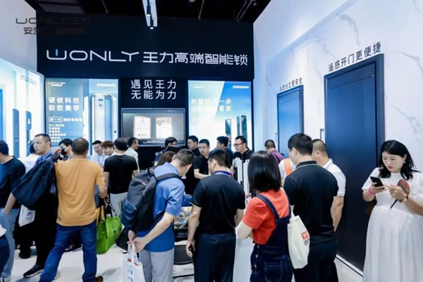 王力打造入戶門風(fēng)向標(biāo)驚艷全場,載譽收官!_3