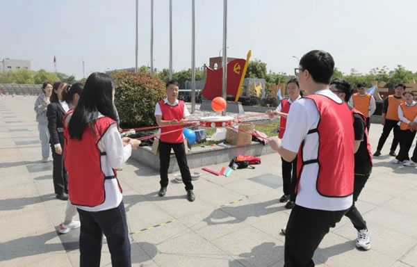 榮事達智能家居傳“五四”薪火,展青年風茂_2