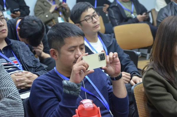 聰普智能家居第二期春季聯誼會暨交流晚宴圓滿落幕_16