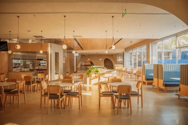 控客全屋智能案例分享｜以智慧燈光點(diǎn)燃CBD餐廳溫情_(kāi)3