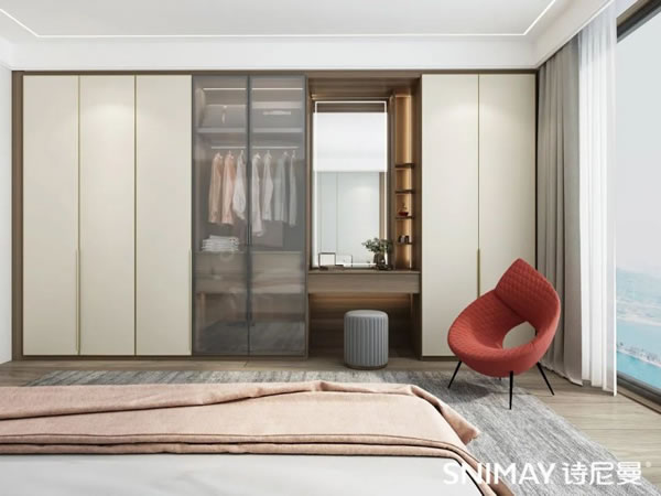 淺指智能鎖定制衣柜案例，輕奢玻璃配衣柜真的絕了_4