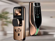 智能門鎖,為何能精準守護家居安全?